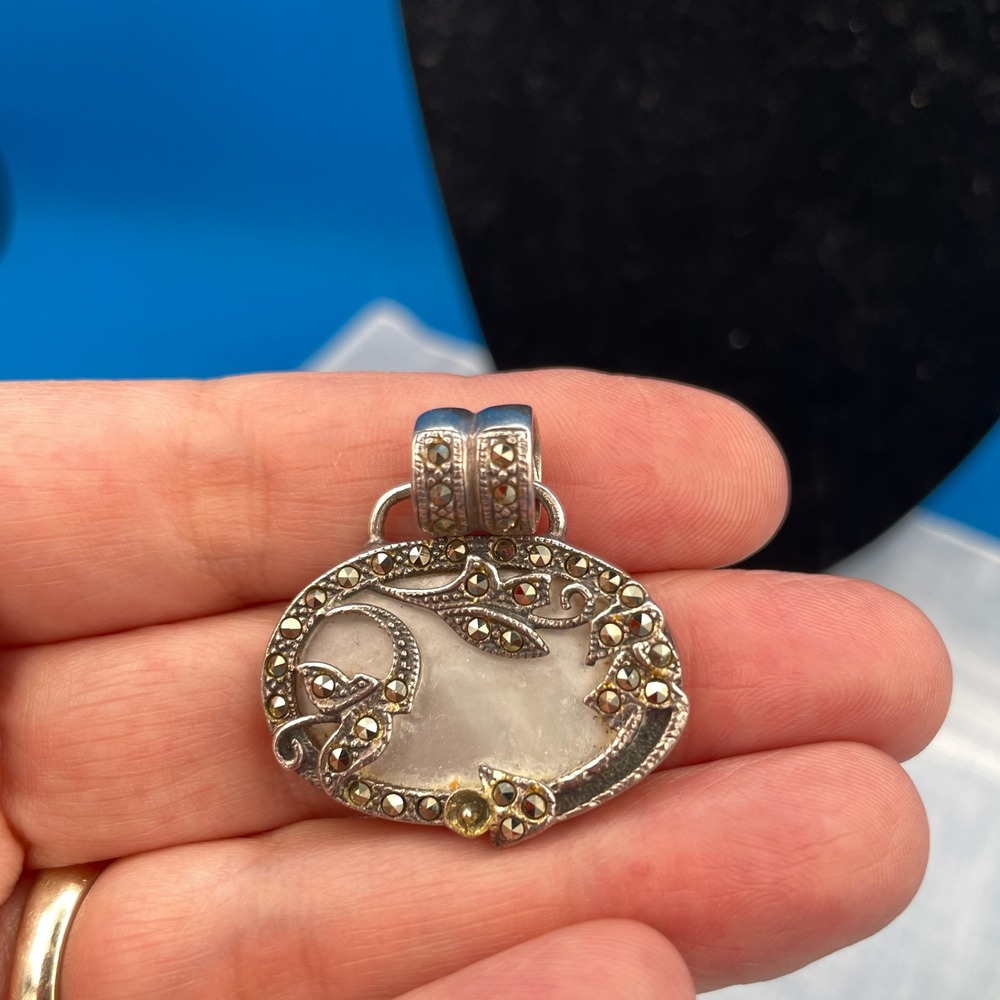 Sterling Silver Mother of Pearl Marcasite Two Sided Floral Pendant LOOK - Picture 2 of 6